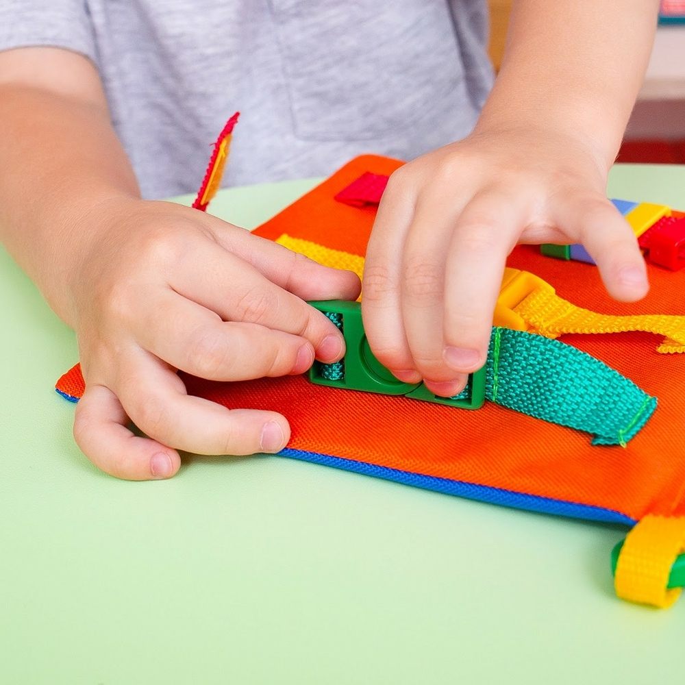 Фото, Видеообзоры бізіборд із застібками "бізікнижечка. кошеня" roter kafer rz1001-04