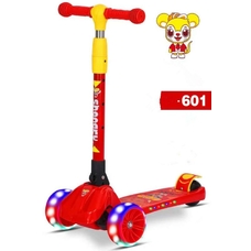 Детский Самокат  трехколесный со светящимися колесами и музыкой, Красный 806947