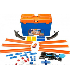 Трек Hot Wheels 2690 з 2 метал.машинками,валіза Трек Hot Wheels 2690 з 2 метал.машинками,валіза