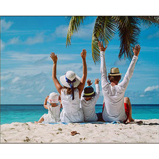 Алмазна мозаїка Strateg ПРЕМІУМ Сімейний відпочинок розміром 30х40 см (HEG86869)