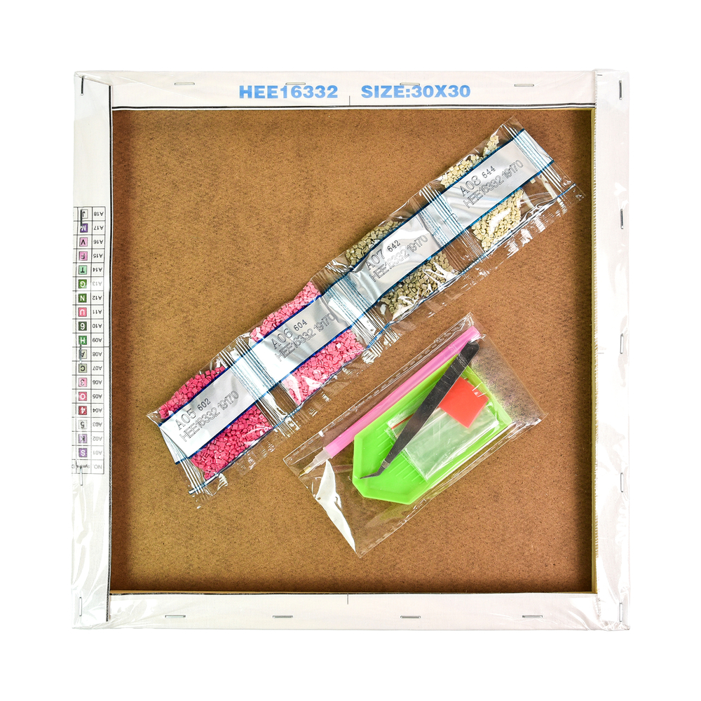 Фото, Видеообзоры алмазна мозаїка strateg преміум сім'я біленьких котиків розміром 30х30 см (hee16305)