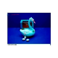 Муз.лебедь 999 (72шт / 2) батар, несе яйця, в кор. 19 * 14 * 11см