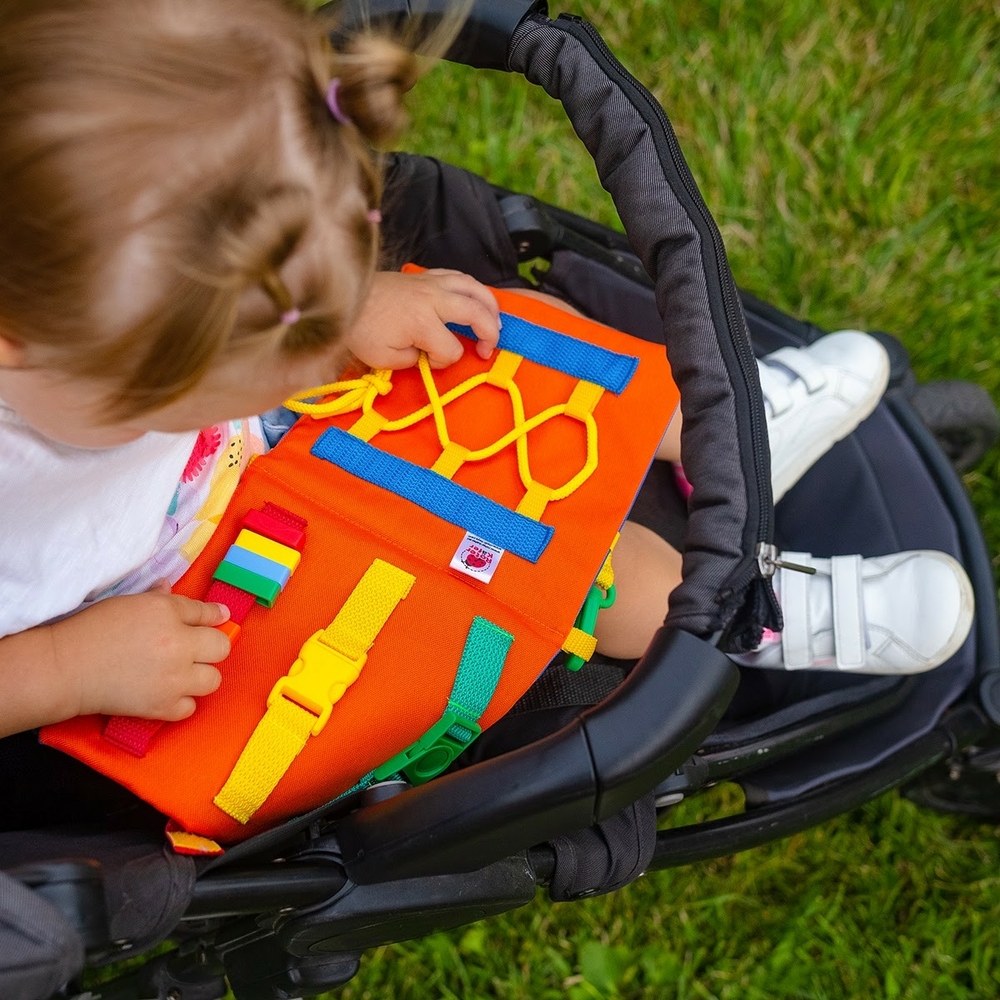 Фото, Видеообзоры бізіборд із застібками "бізікнижечка. кошеня" roter kafer rz1001-04