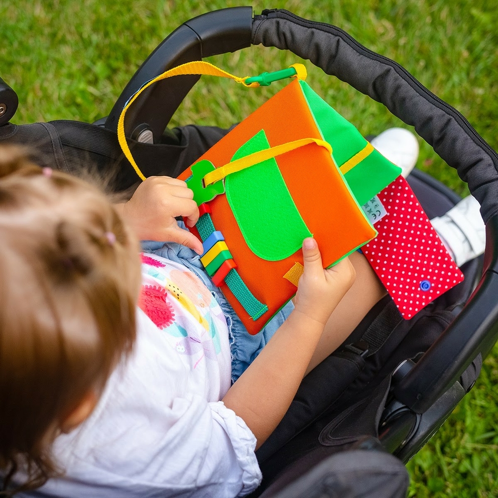 Фото, Видеообзоры бізіборд із застібками "бізікнижечка. каченя" roter kafer rz1001-05